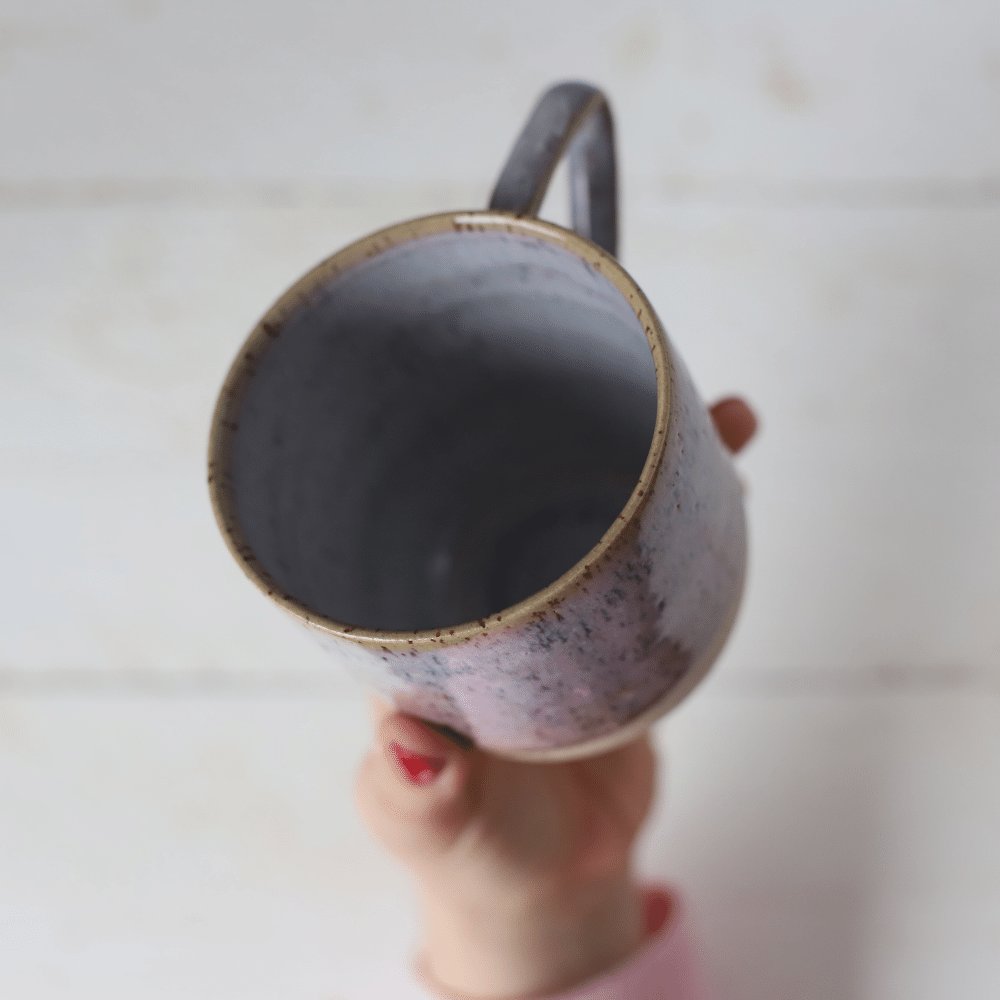 Halbglasierte Tasse mit Henkel aus Steinzeug – Bild 2