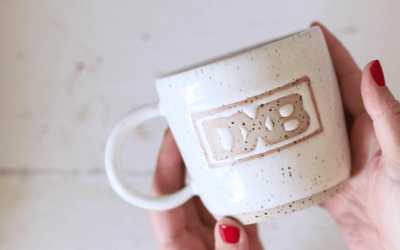Becher mit Motiv glasieren